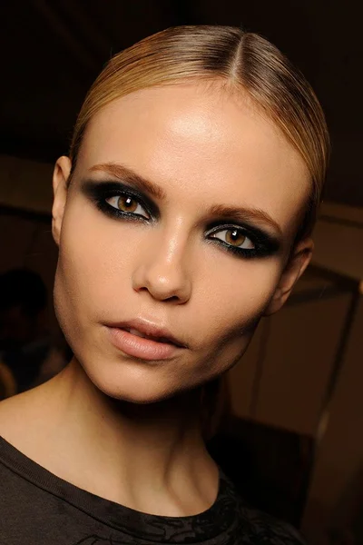 Look 7
